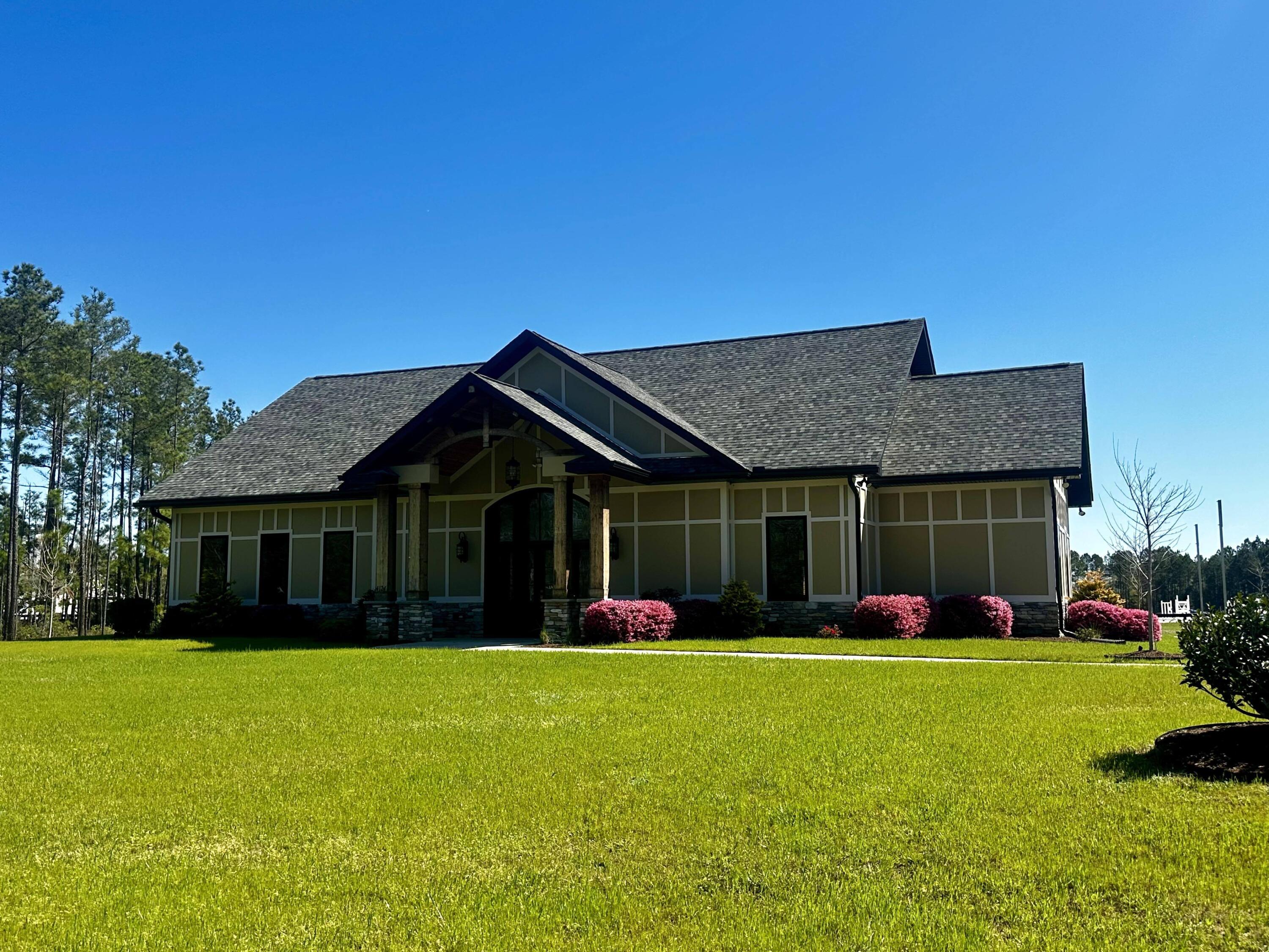 6270 Troup Manor