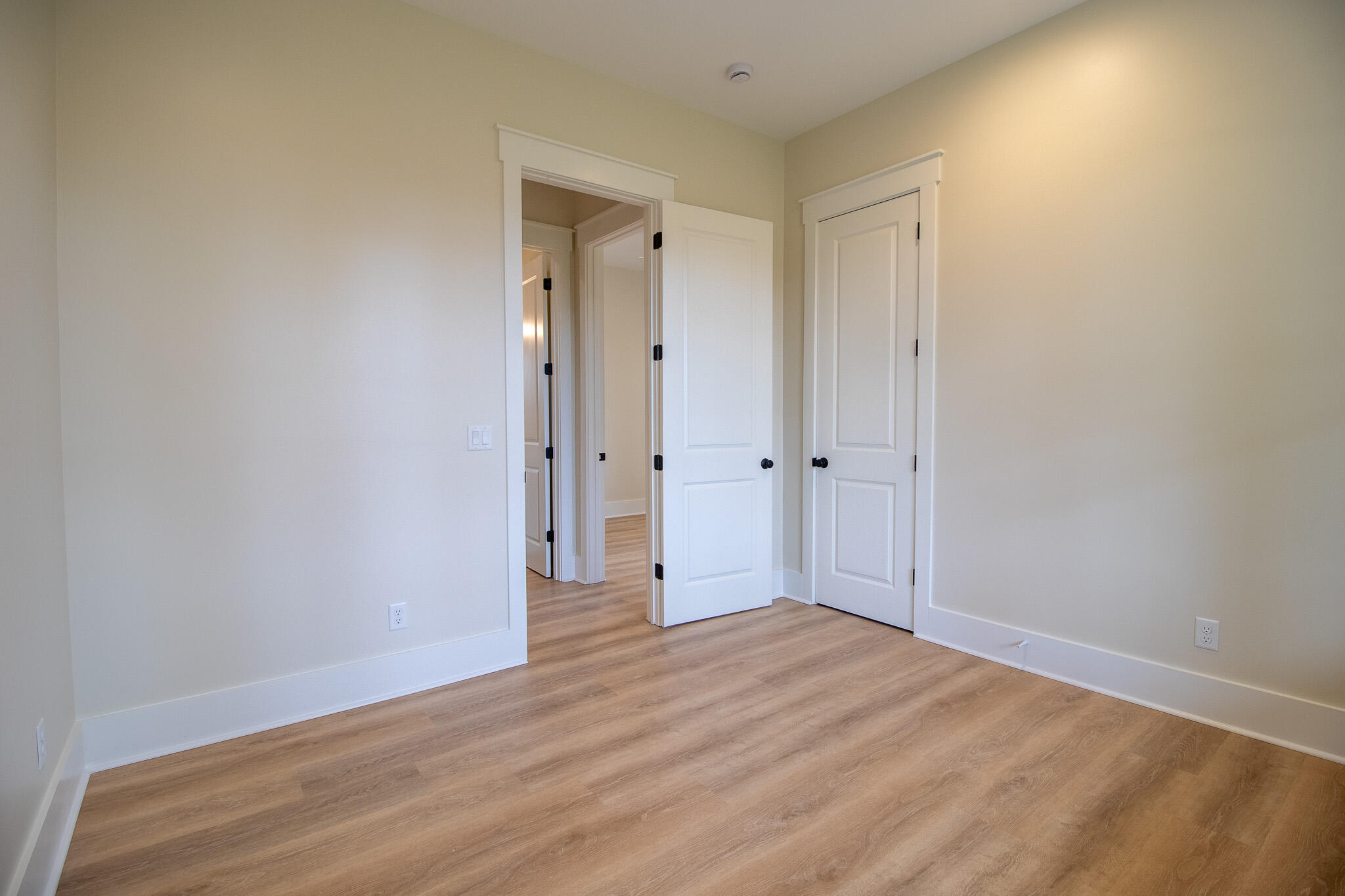 6270 Troup Manor