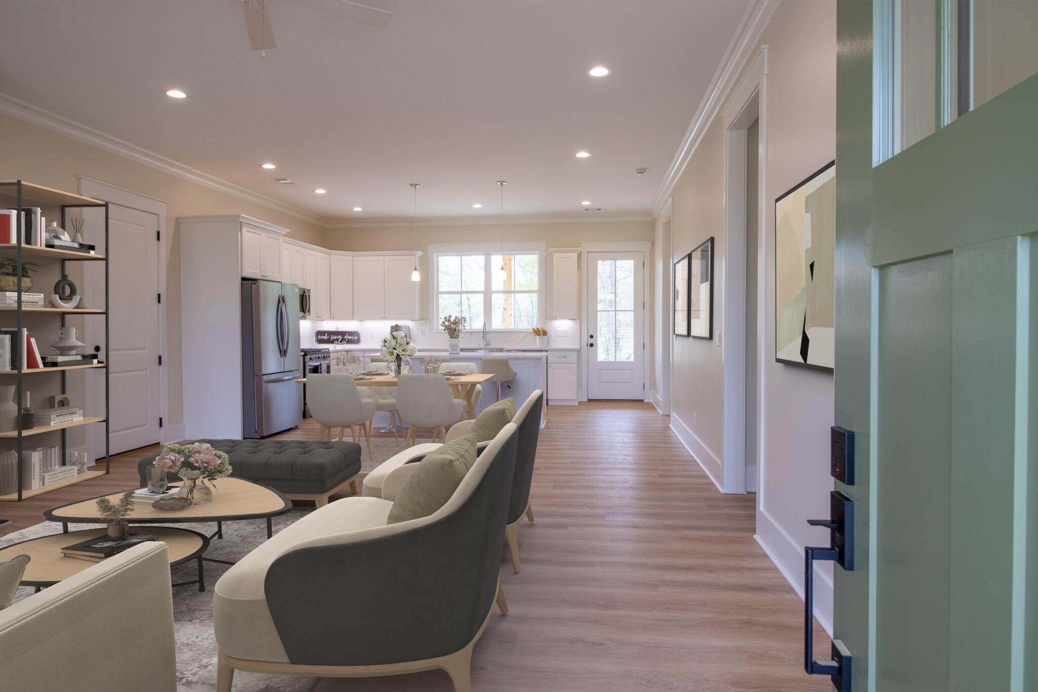 6270 Troup Manor