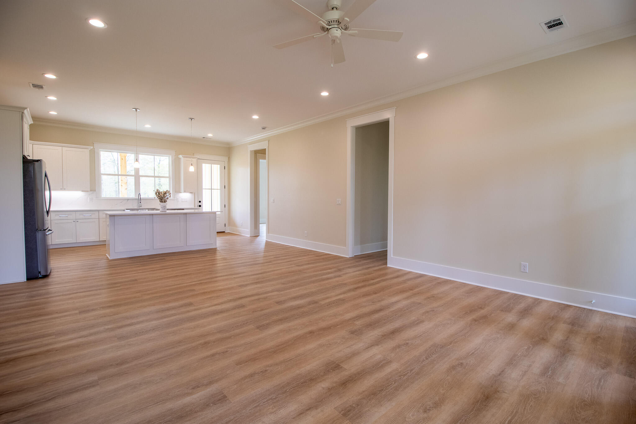 6270 Troup Manor