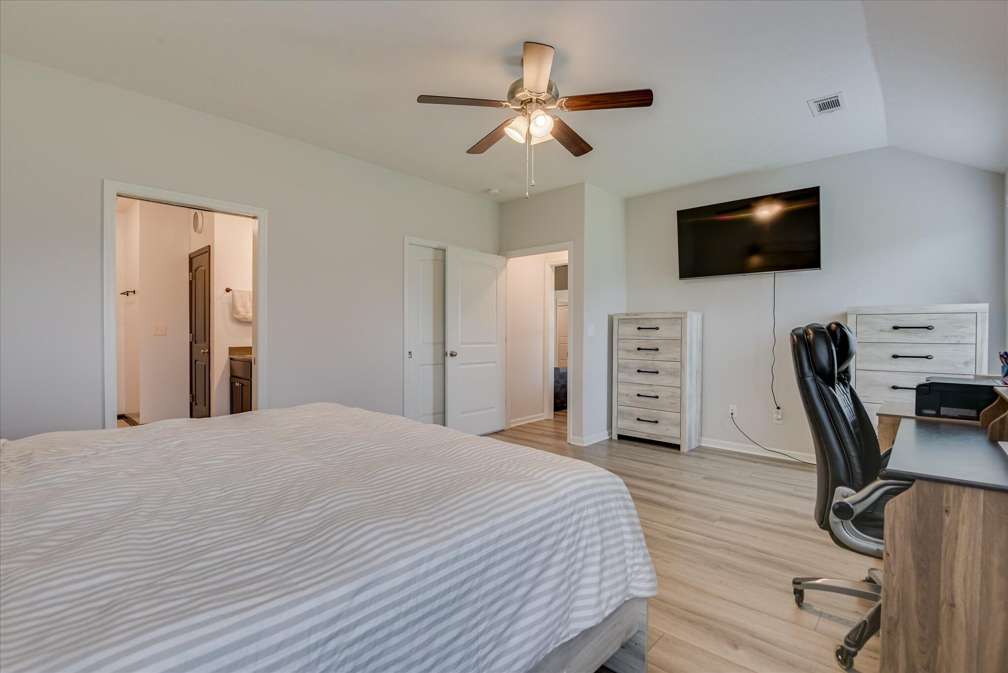 4893 Fairmont Drive