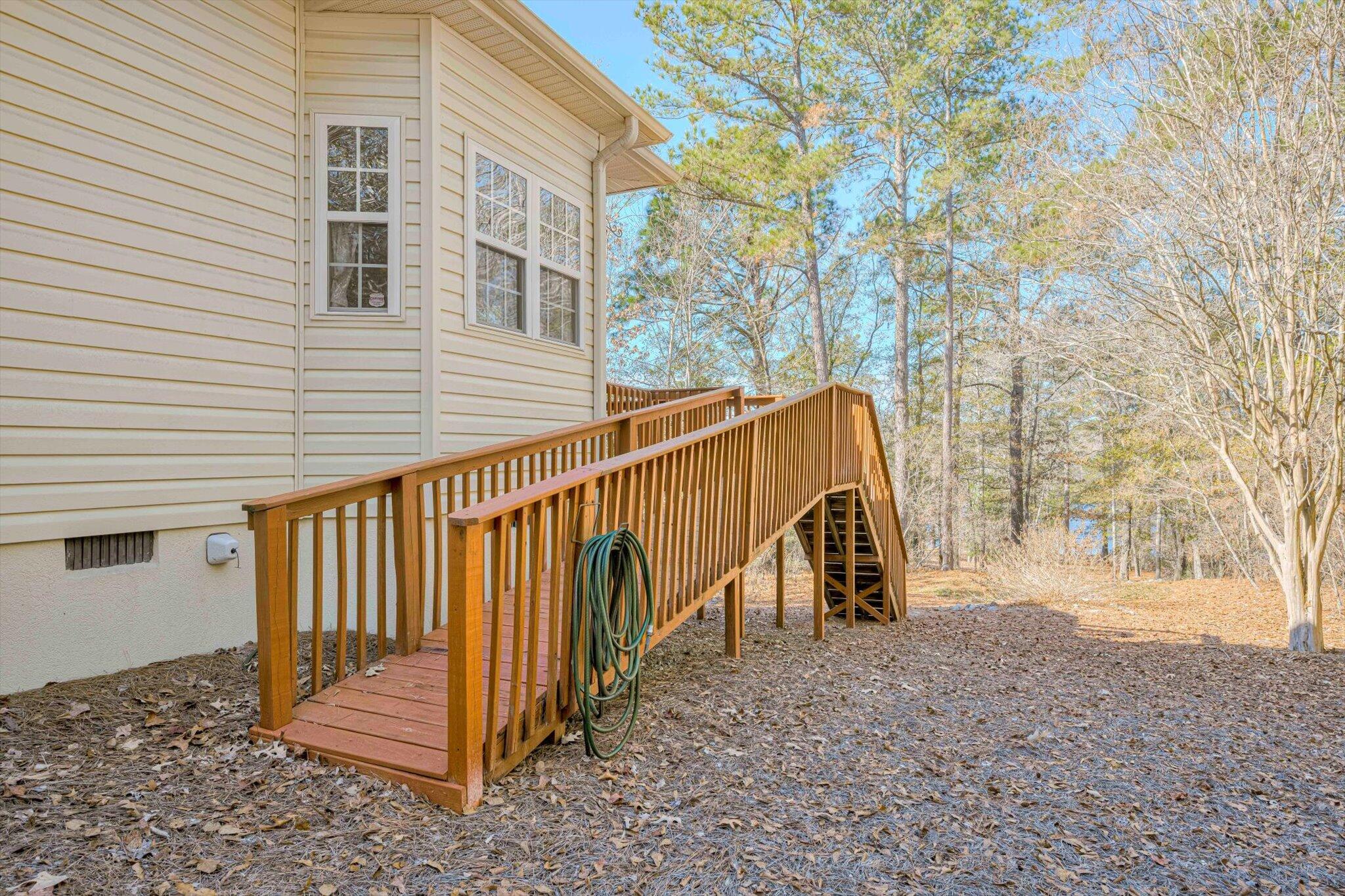 205 Oakcrest Lane
