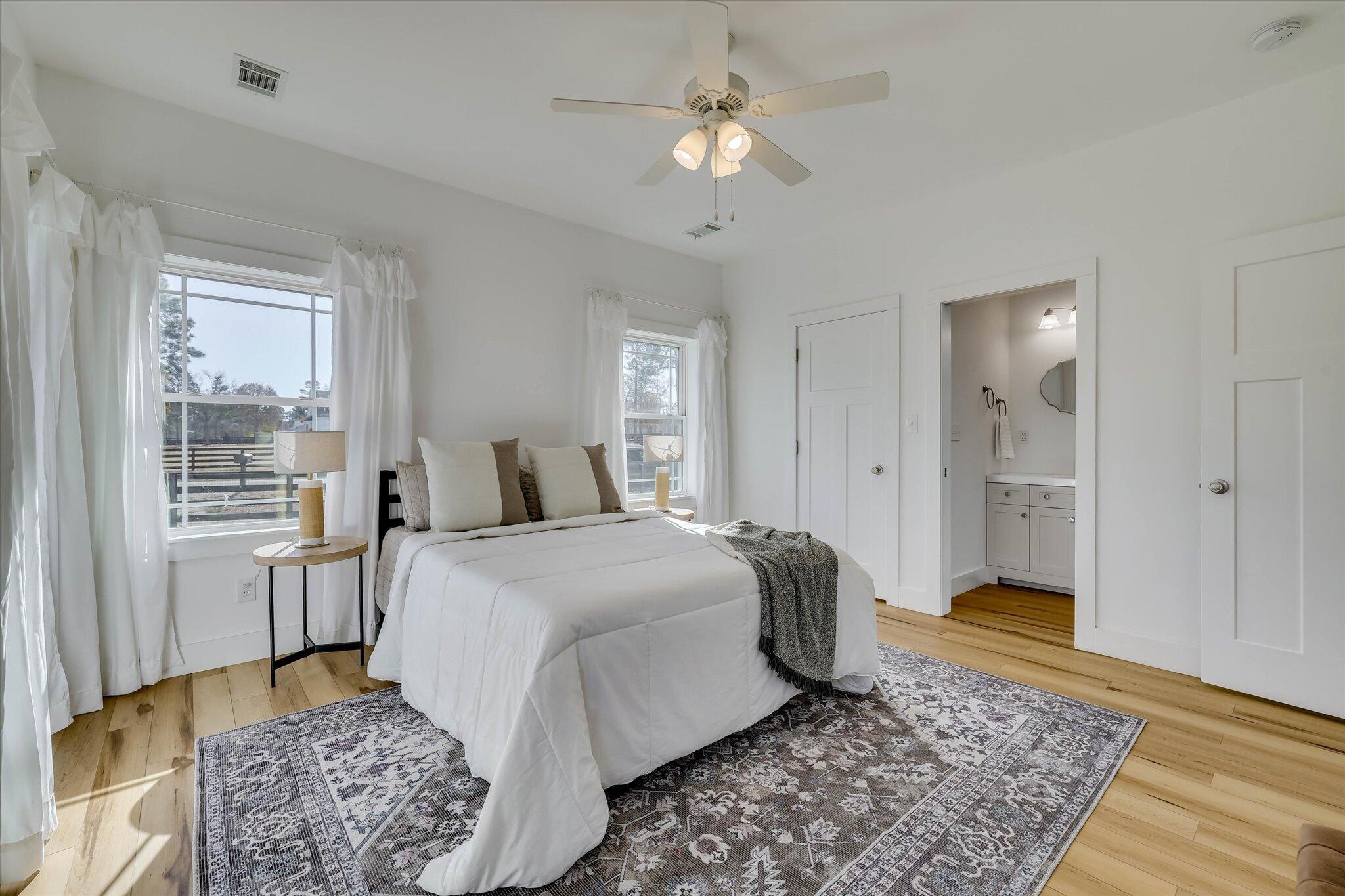 6028 Troup Manor