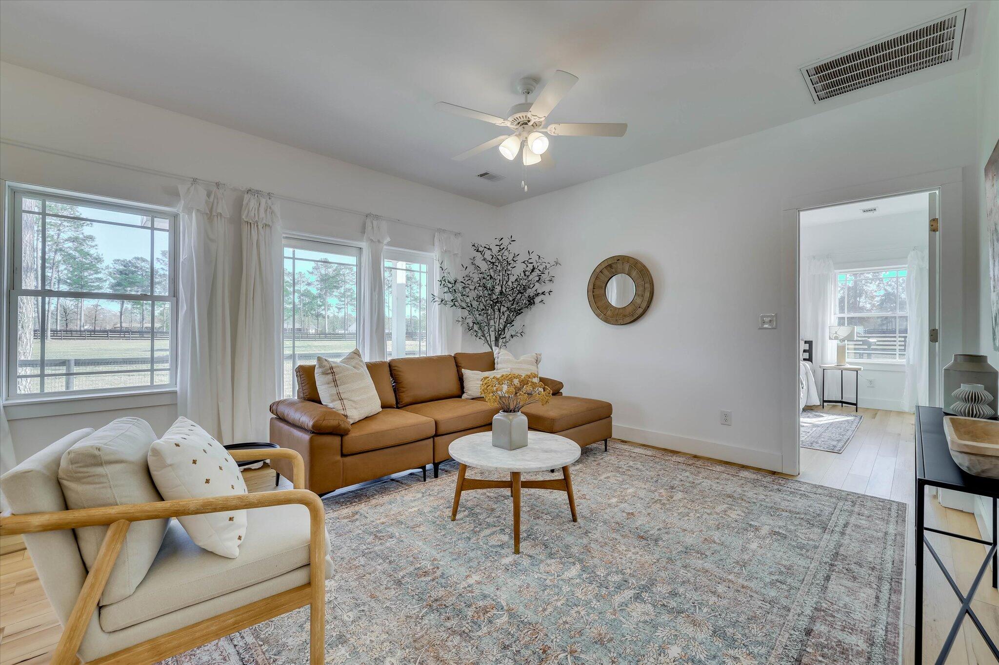 6028 Troup Manor