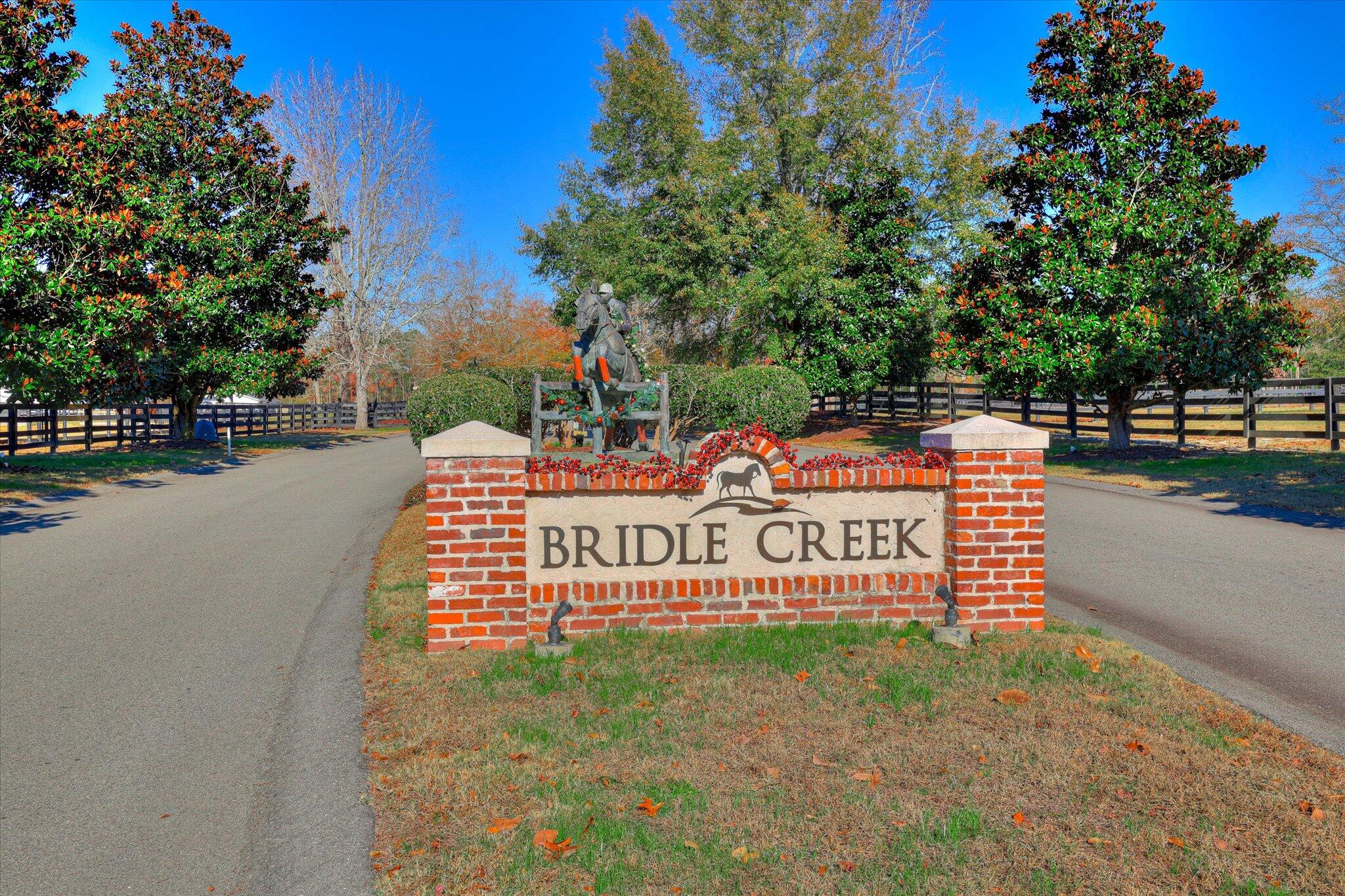 6028 Troup Manor