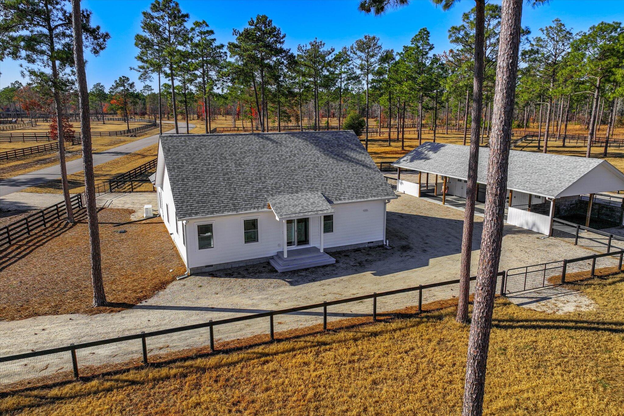 6028 Troup Manor