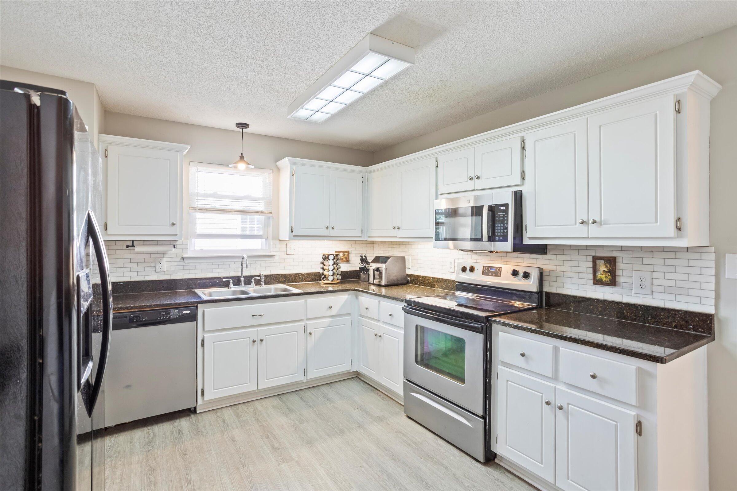 138 Hammond Place Circle