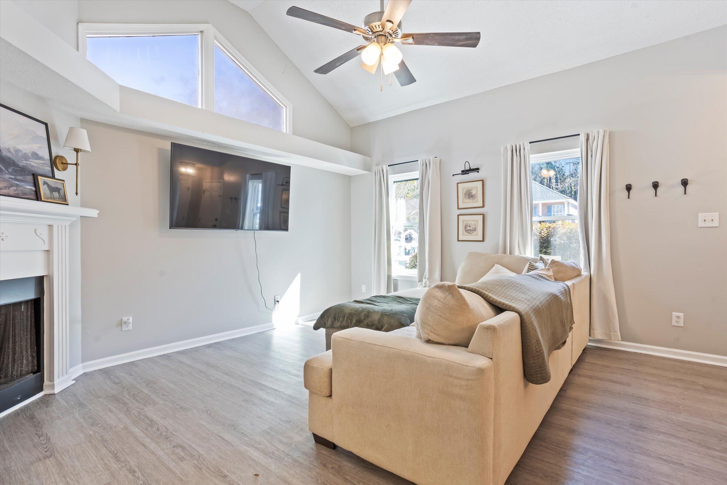 138 Hammond Place Circle