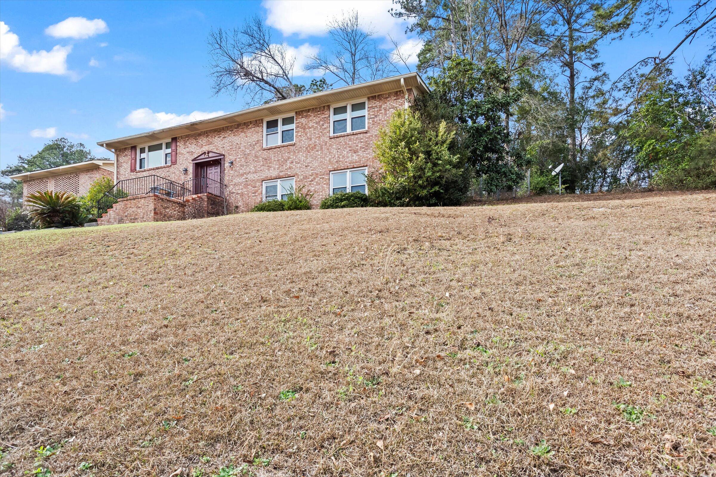 1836 Mountside Drive