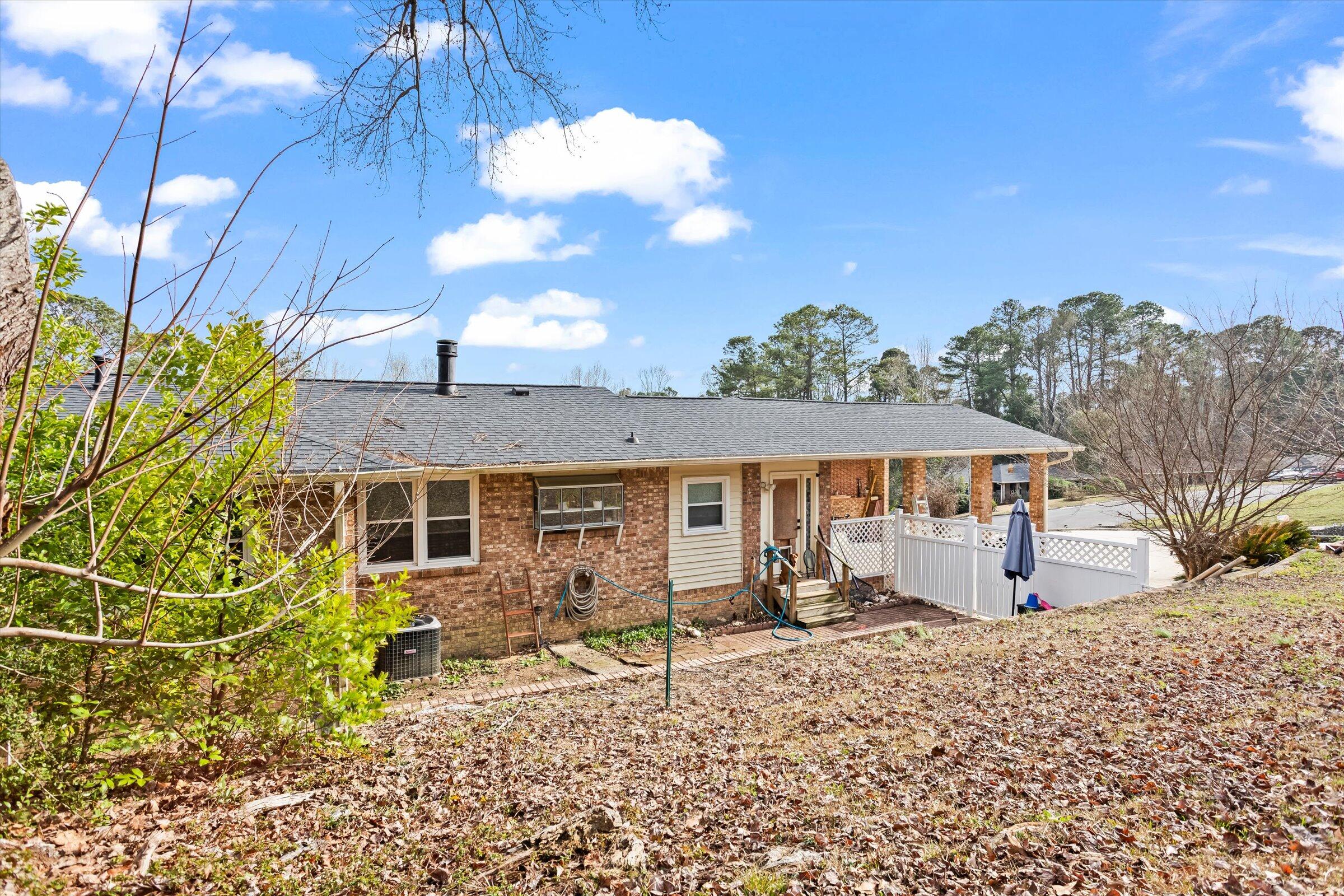 1836 Mountside Drive
