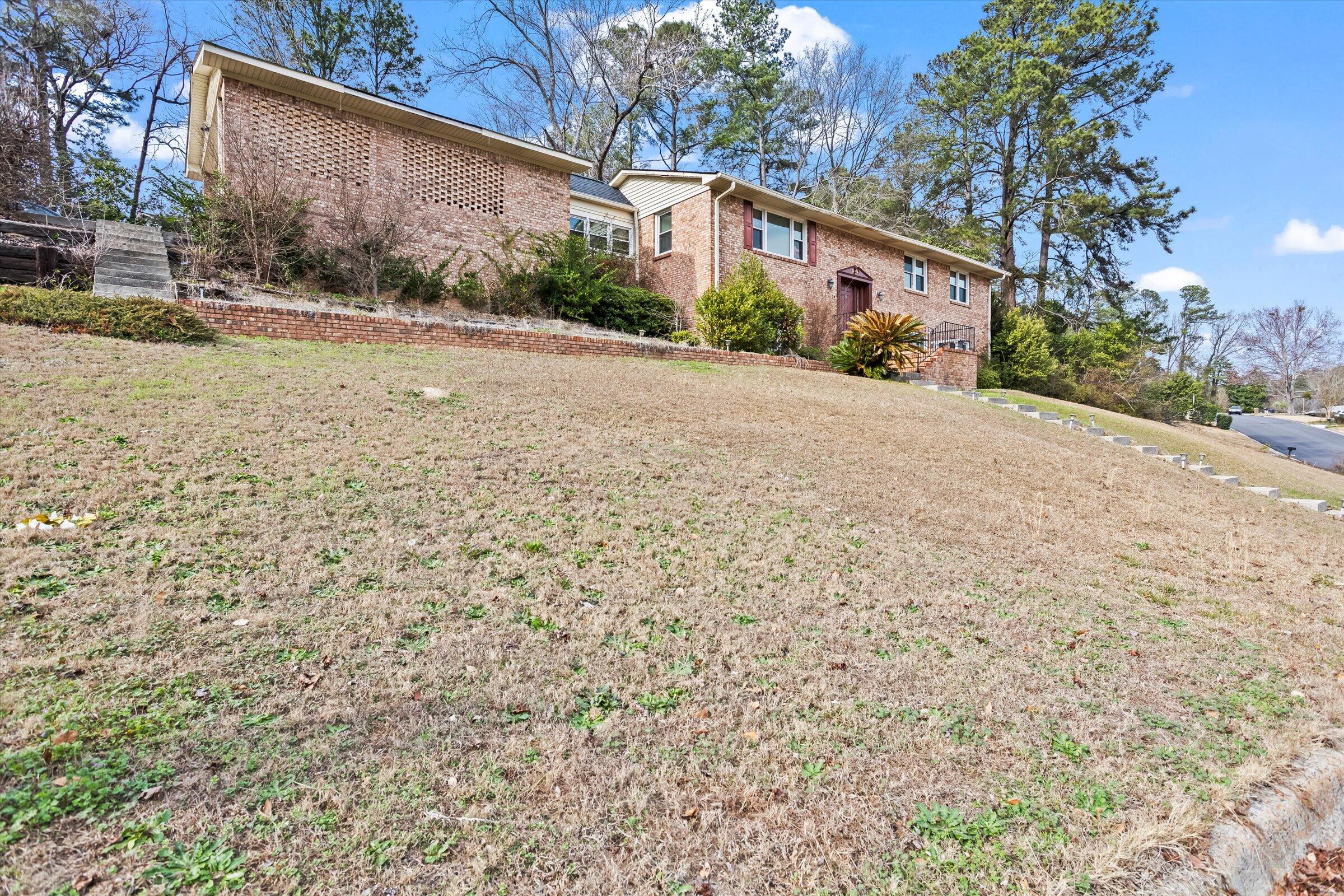 1836 Mountside Drive
