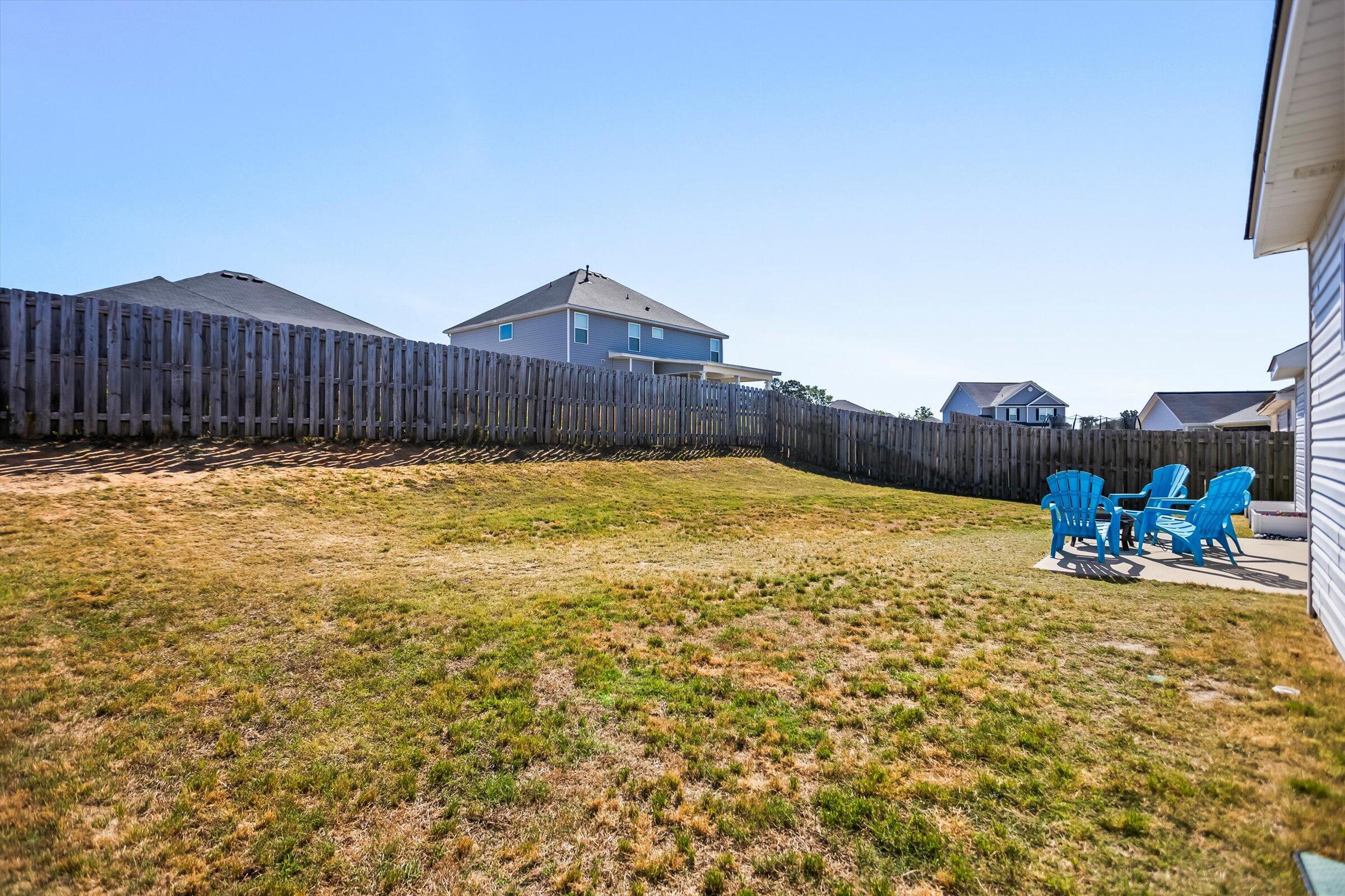 4913 Fairmont Drive