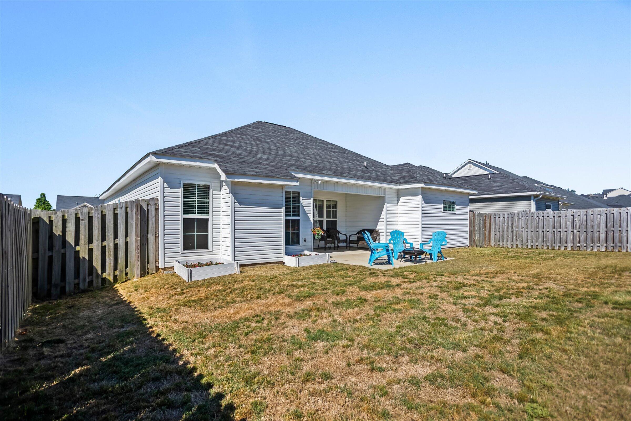 4913 Fairmont Drive