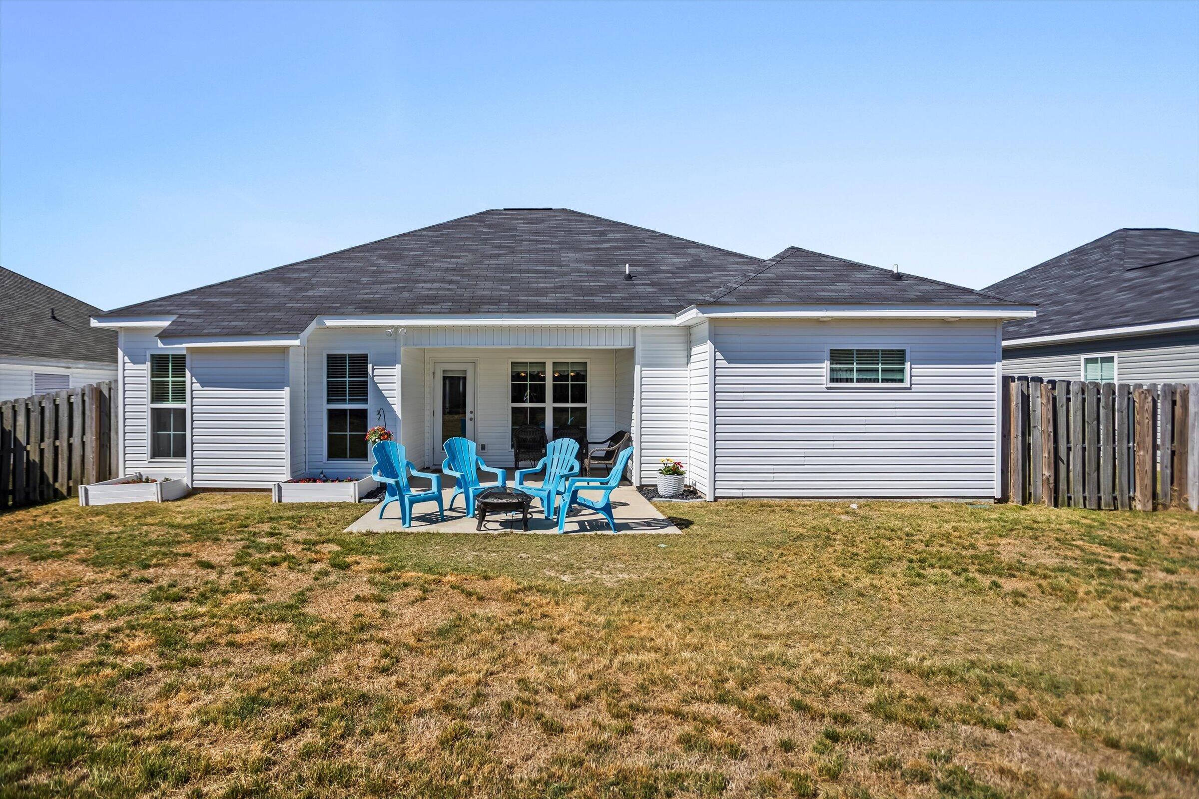 4913 Fairmont Drive