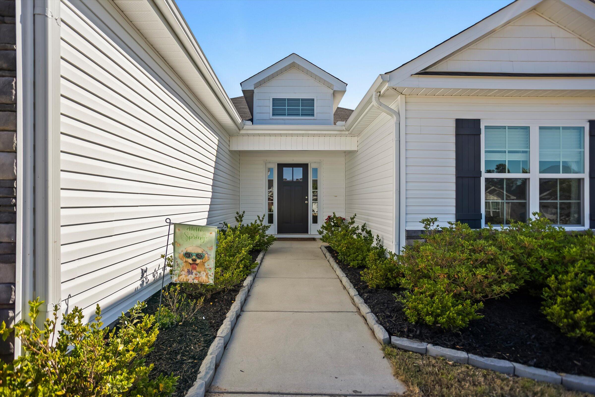 4913 Fairmont Drive
