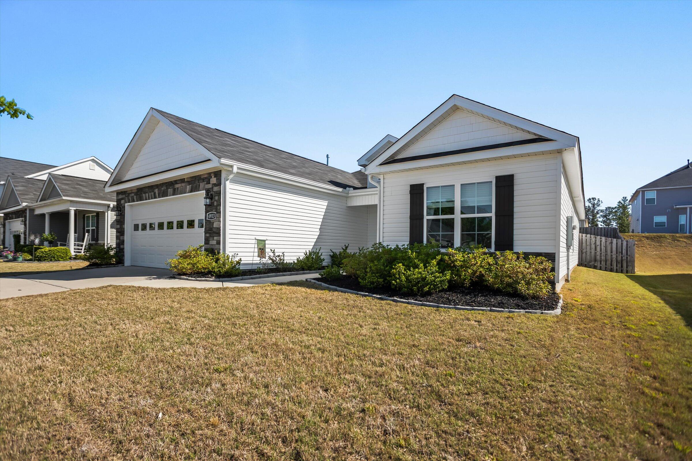 4913 Fairmont Drive