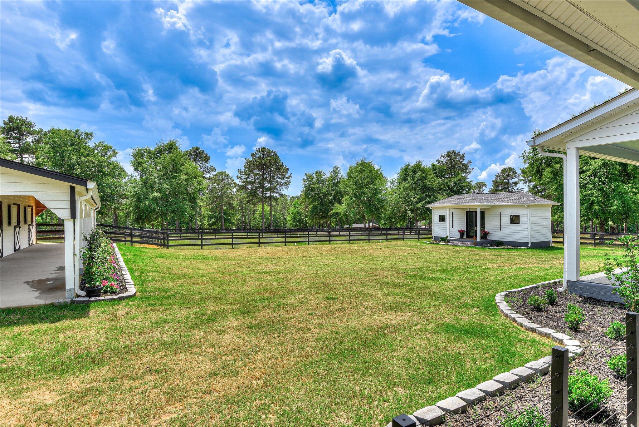 230 Meadows Ridge Court