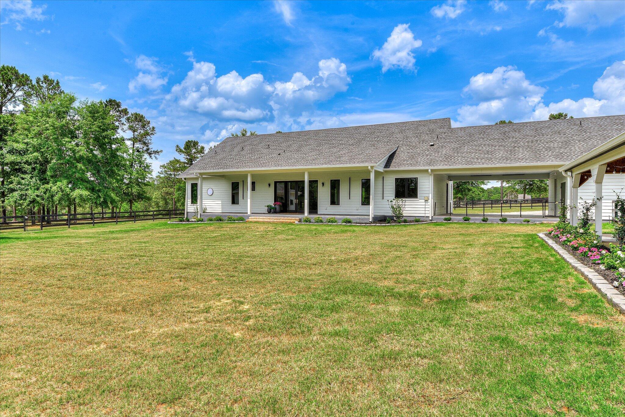 230 Meadows Ridge Court