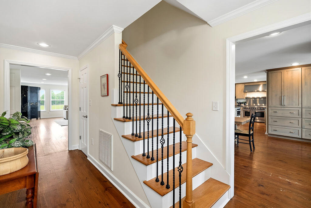 1480/1482 Wire Road