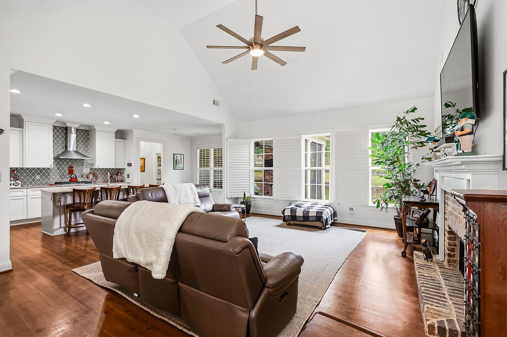 721 Riding Ridge Court