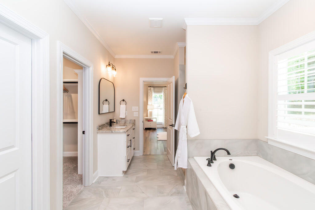 5321 Charnwood Forest Circle