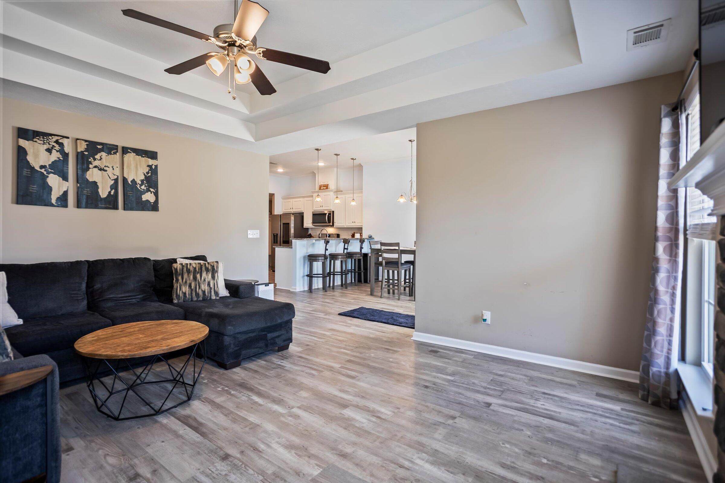 4913 Fairmont Drive