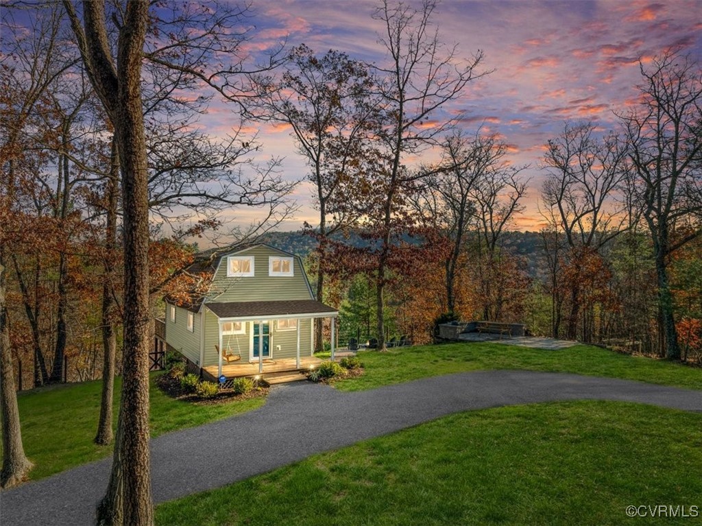 885 South Maple Rd