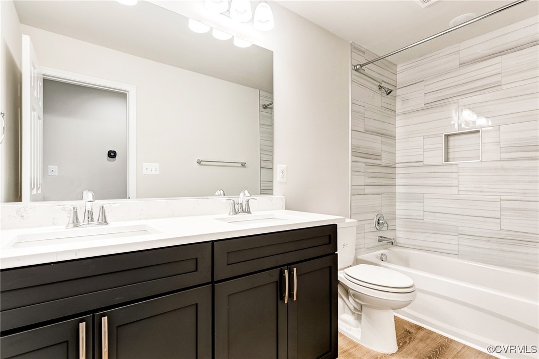 221 Admiral Dr