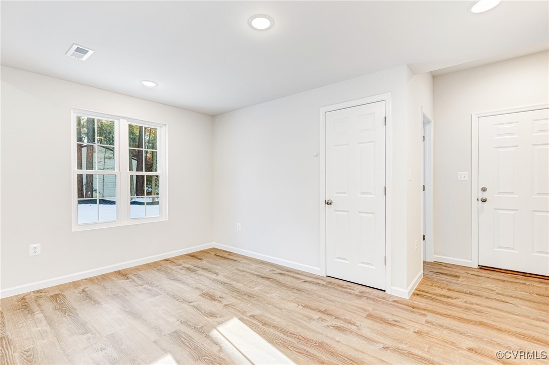 221 Admiral Dr