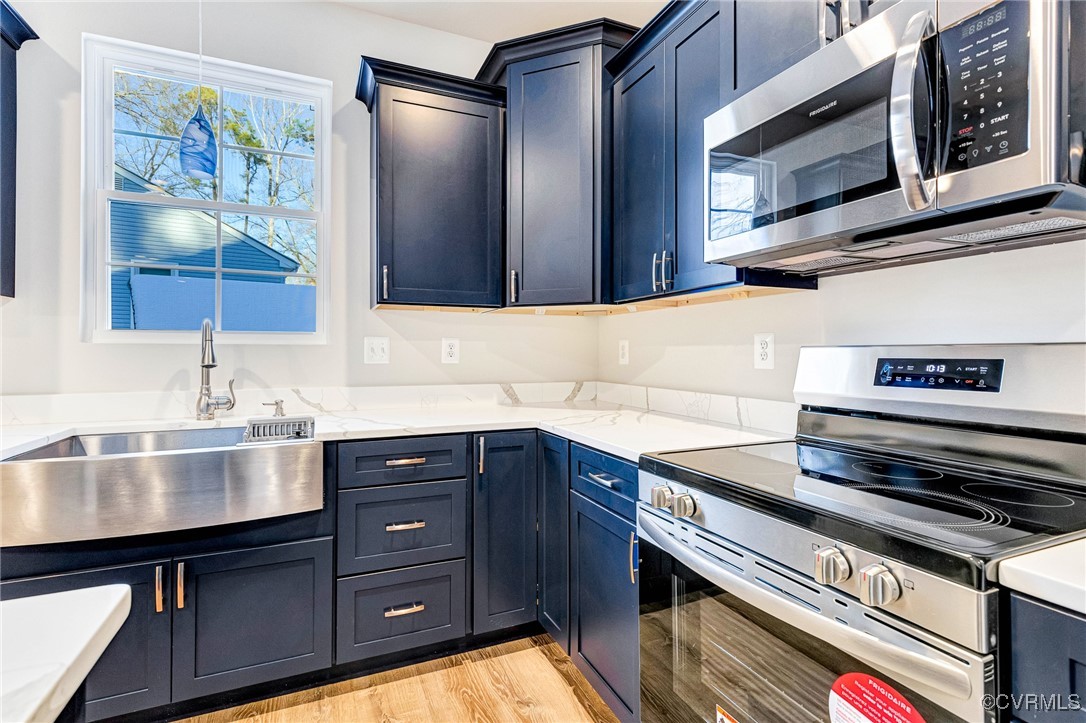 221 Admiral Dr