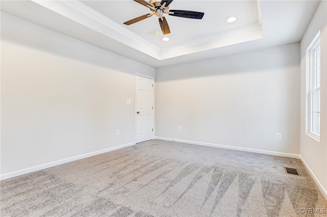 221 Admiral Dr