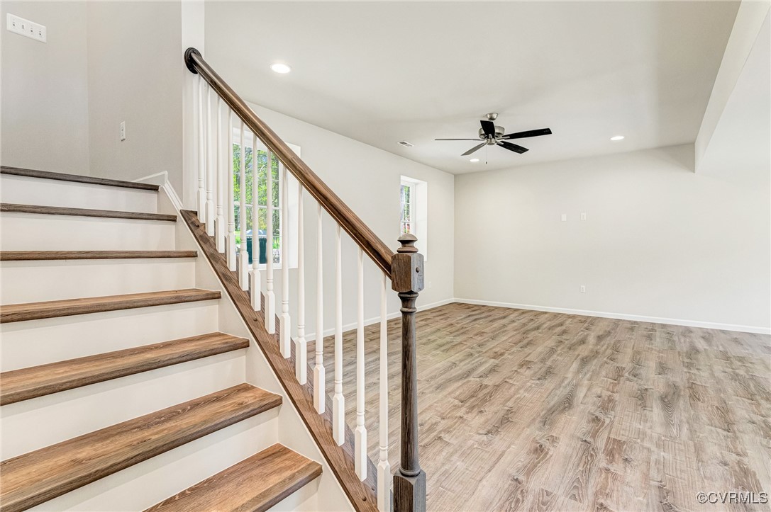 613 Clover Hill Dr