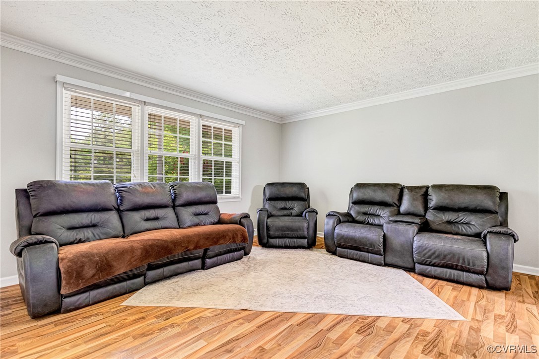 4314 Prince George Dr