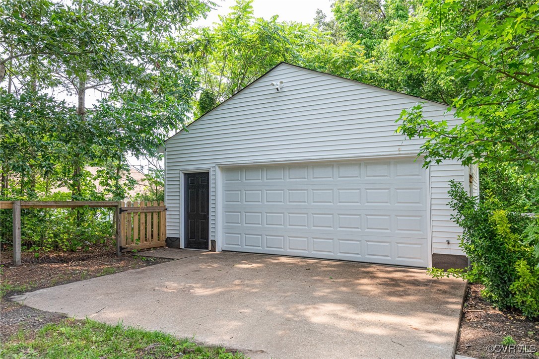 4314 Prince George Dr