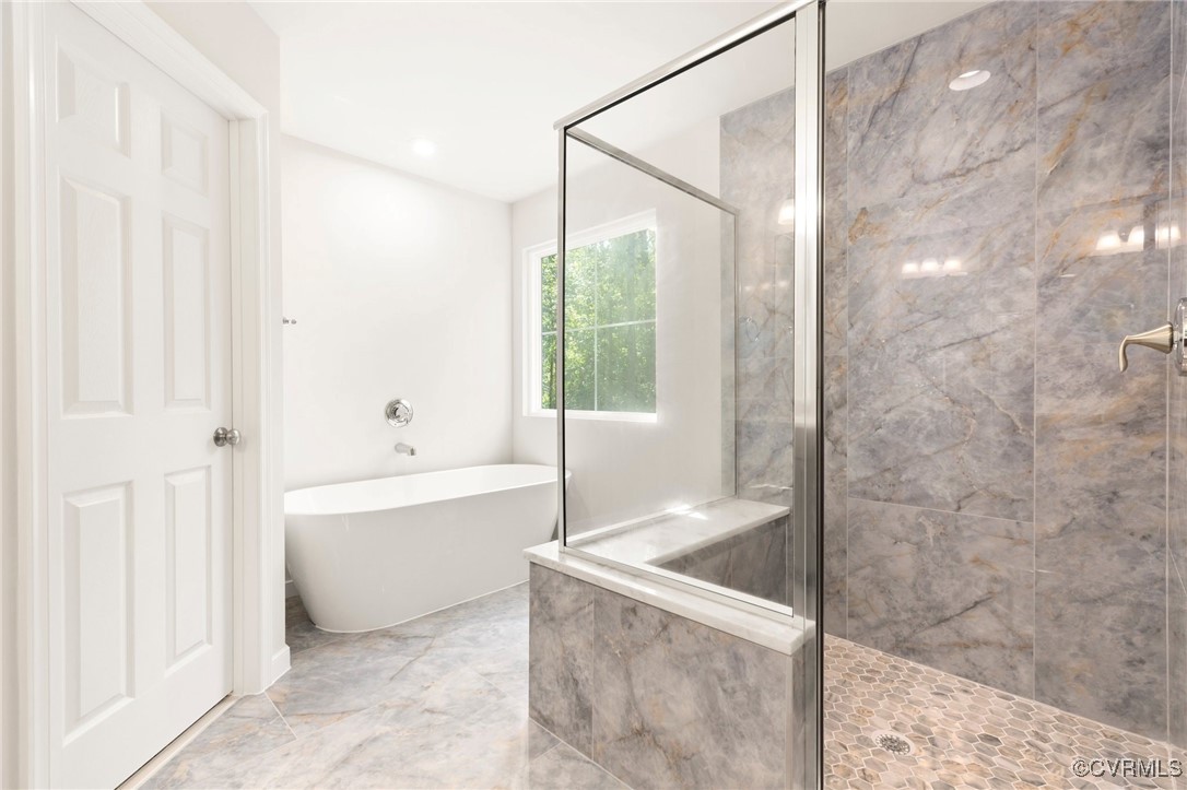 208 Sea Cliff Dr