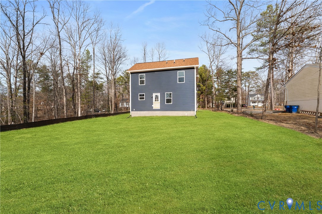 887 Campers Ln