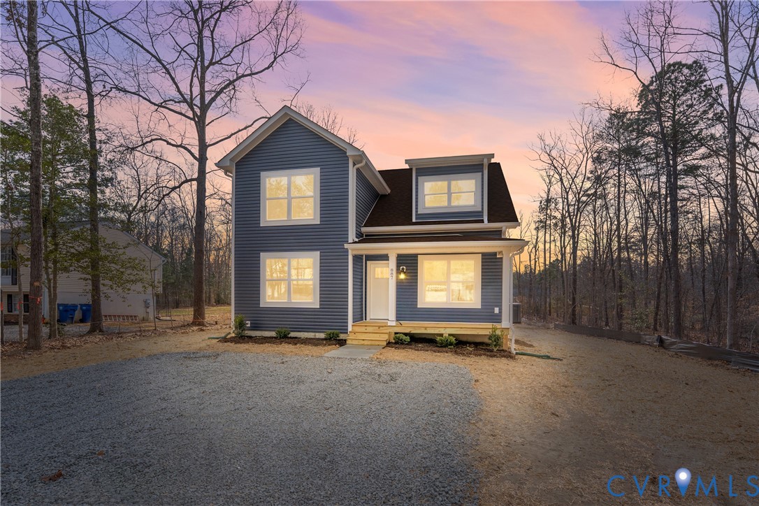 887 Campers Ln