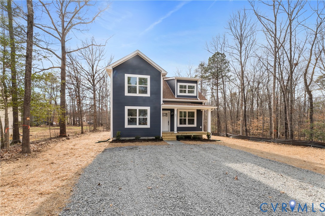 887 Campers Ln