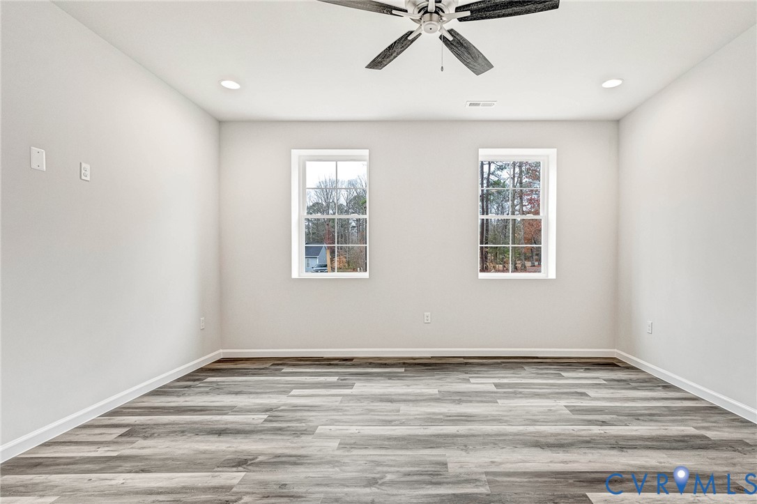 142 Patrick Henry Dr