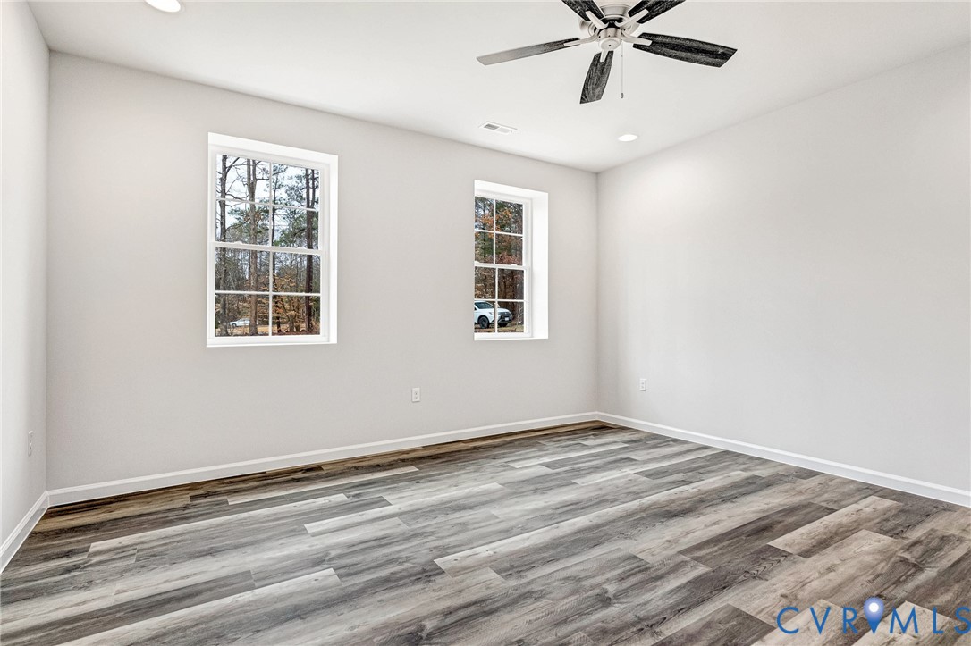 142 Patrick Henry Dr