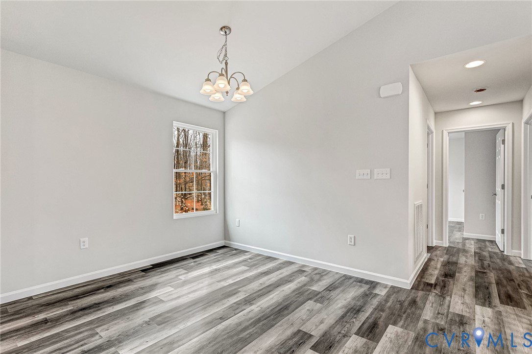 142 Patrick Henry Dr