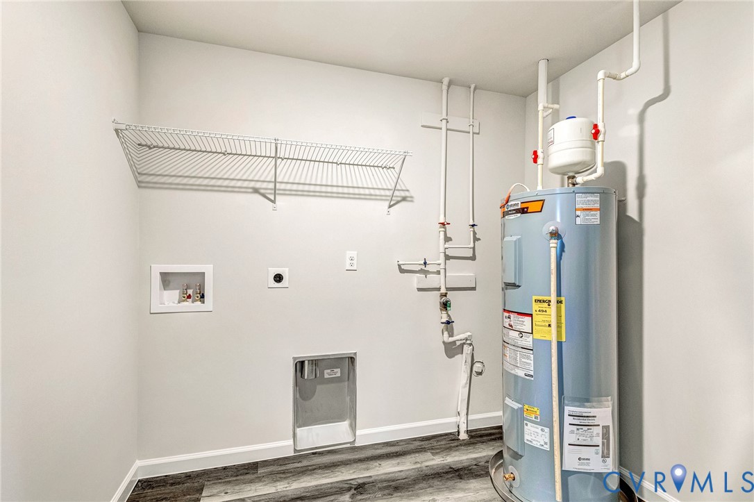 142 Patrick Henry Dr