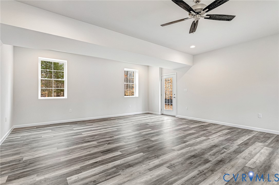 142 Patrick Henry Dr