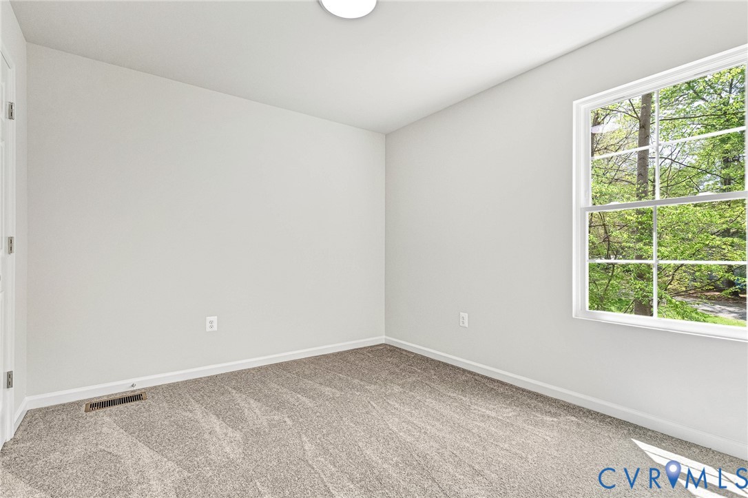 93 Albertson Ct
