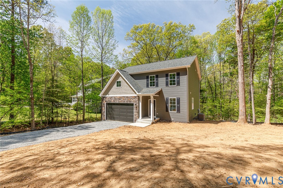 93 Albertson Ct