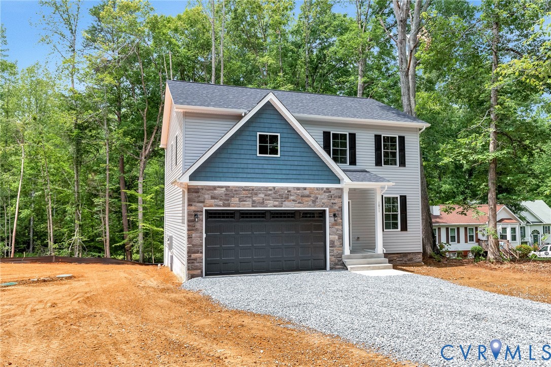 1011 Swan Ln