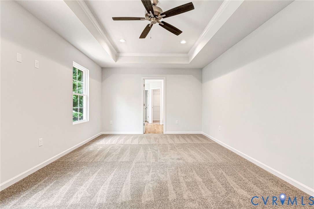 1011 Swan Ln