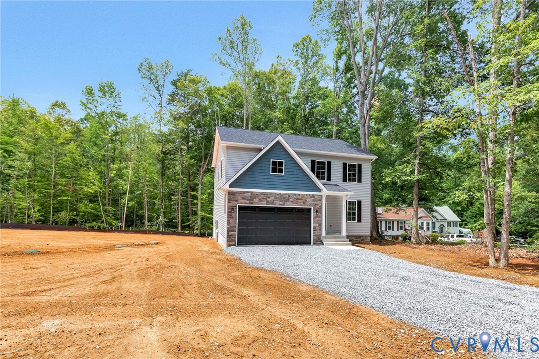 1011 Swan Ln