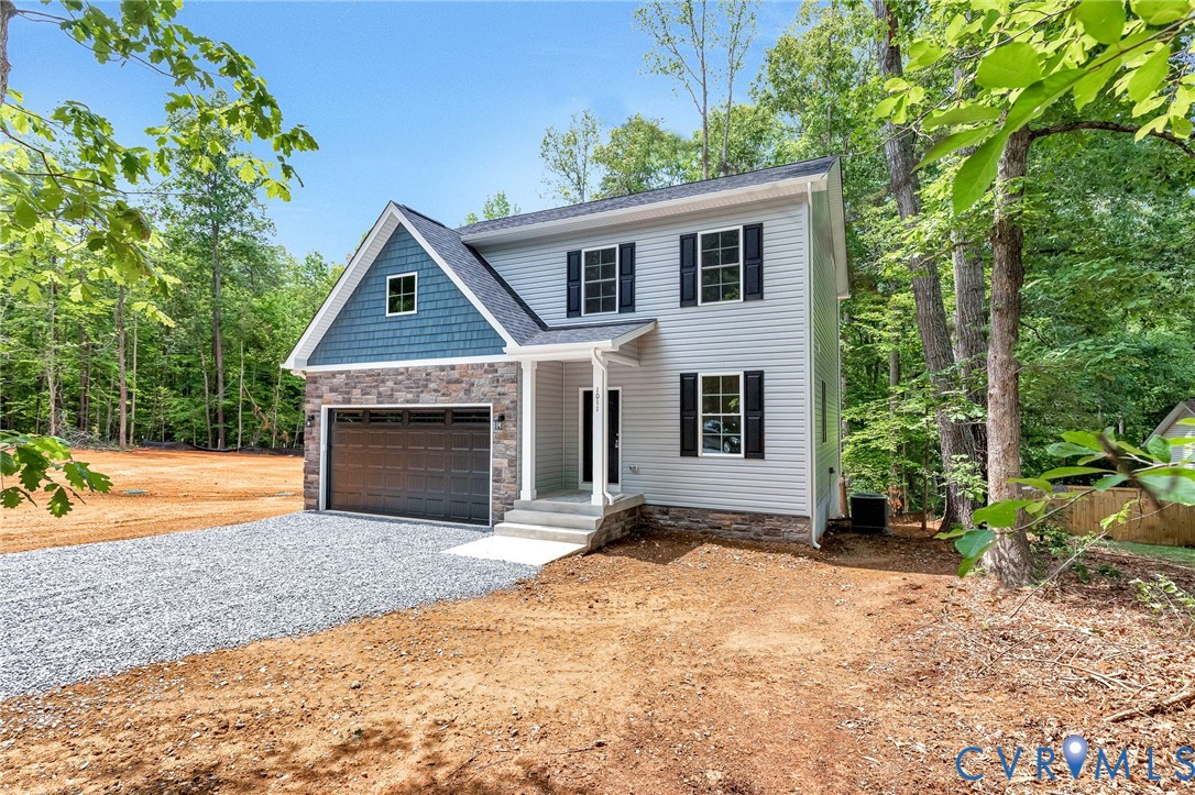 1011 Swan Ln