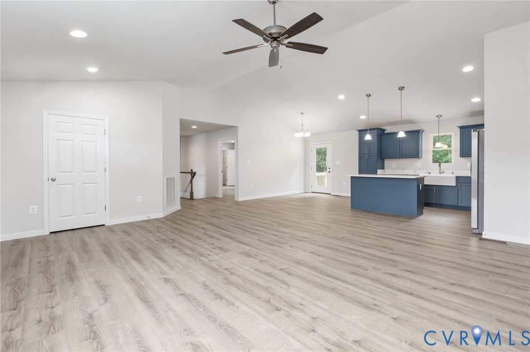 226 Sea Cliff Dr